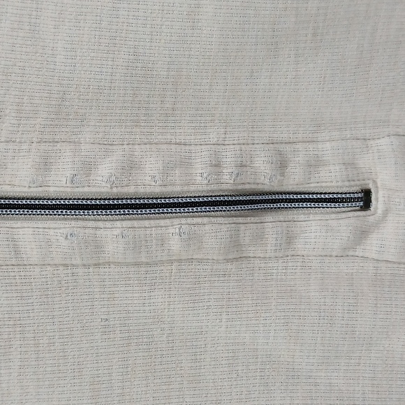 Tommy Bahama sweater Medium - Picture 3 of 8